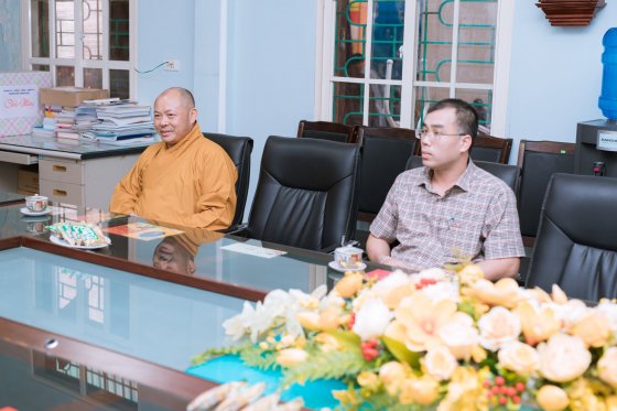 Đại sứ quán Hoa kỳ đến thăm và làm việc với Phật giáo tỉnh Thanh Hóa
