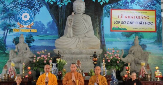 Thanh Hóa: Ban Giáo Dục Tăng Ni GHPGVN Tỉnh Thanh Hóa Khai Giảng Lớp Sơ Cấp Phật Học Khóa III PL: 2559 – DL: 2015 13