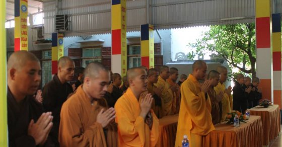Thanh Hóa: Ban Giáo Dục Tăng Ni GHPGVN Tỉnh Thanh Hóa Khai Giảng Lớp Sơ Cấp Phật Học Khóa III PL: 2559 – DL: 2015 14