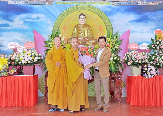 Công bố quyết định bổ nhiệm Quyền Trưởng Ban Trị sự Phật giáo huyện Đông Sơn