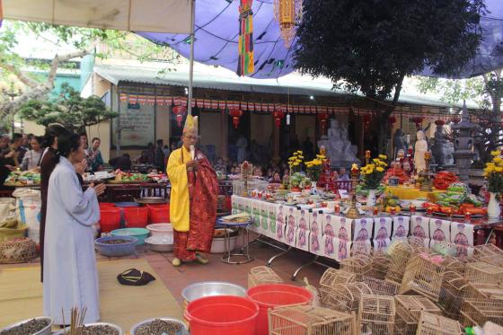 Lễ tạ đàn Dược Sư Thất Châu tại Chùa Thanh Hà