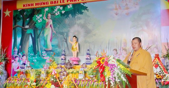 Sầm Sơn: Ban Trị sự GHPGVN Thị xã Sầm Sơn tổ chức Đại Lễ Phật Đản PL.2560 - DL.2016 7