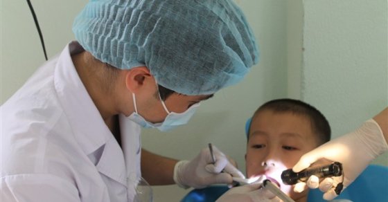 Thanh Hóa: Chương trình khám bệnh, phát thuốc, chữa răng, mổ mắt , tặng quà, cắt tóc miễn phí cho đồng bào nghèo huyện Nông Cống. 53