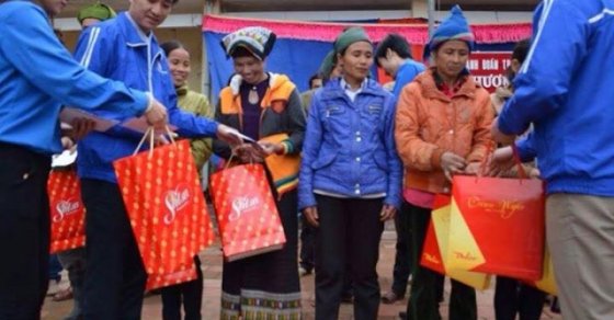 Thanh Hóa:Clb TTNPT chùa Đại Bi với chương trình “Xuân yêu thương về với bản làng”