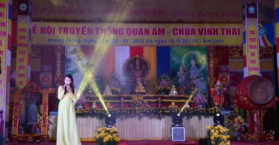 Thanh Hóa: Đêm văn nghệ chào mừng lễ hội truyền thống Quan Âm chùa Vĩnh Thái năm 2016 24