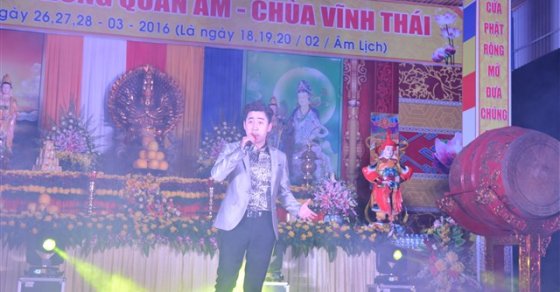 Thanh Hóa: Đêm văn nghệ chào mừng lễ hội truyền thống Quan Âm chùa Vĩnh Thái năm 2016 6