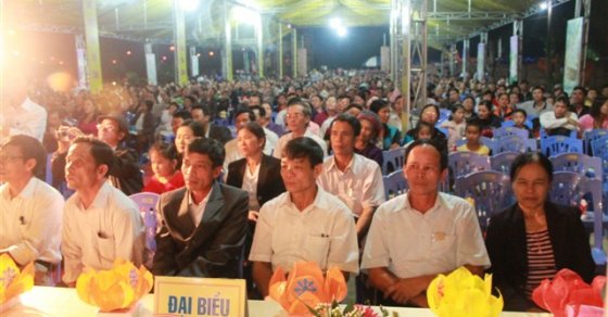 Thanh Hoá: Đêm văn nghệ và Lễ hội hoa đăng chùa Vĩnh Thái 5