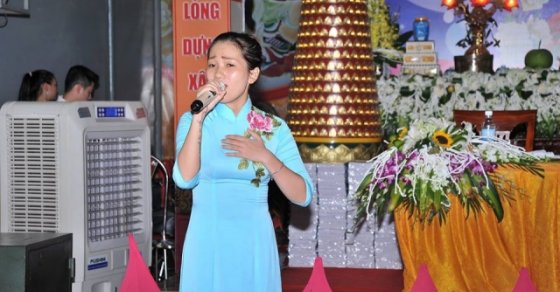 Thanh Hóa: Phật giáo tỉnh, chùa Thanh Hà tặng quà học sinh giỏi 8