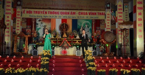 Thanh Hóa: Văn nghệ đêm hoa đăng vía Bồ Tát Quan Âm tại chùa Vĩnh Thái 2