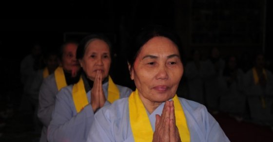 Tp. Thanh Hóa: Hoa đăng mừng khánh đản Phật A Di Đà tại chùa Tu Ba 12
